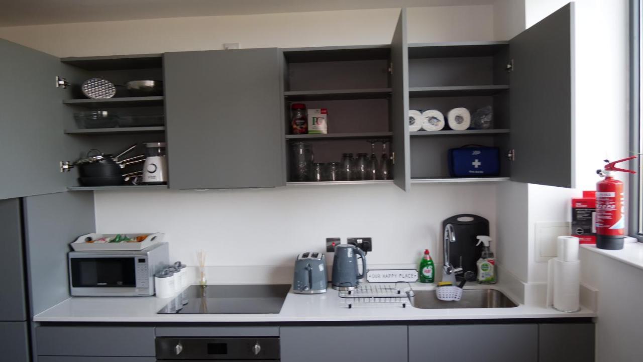 Luxurious Short Stay Flat In Milton Keynes Exterior photo